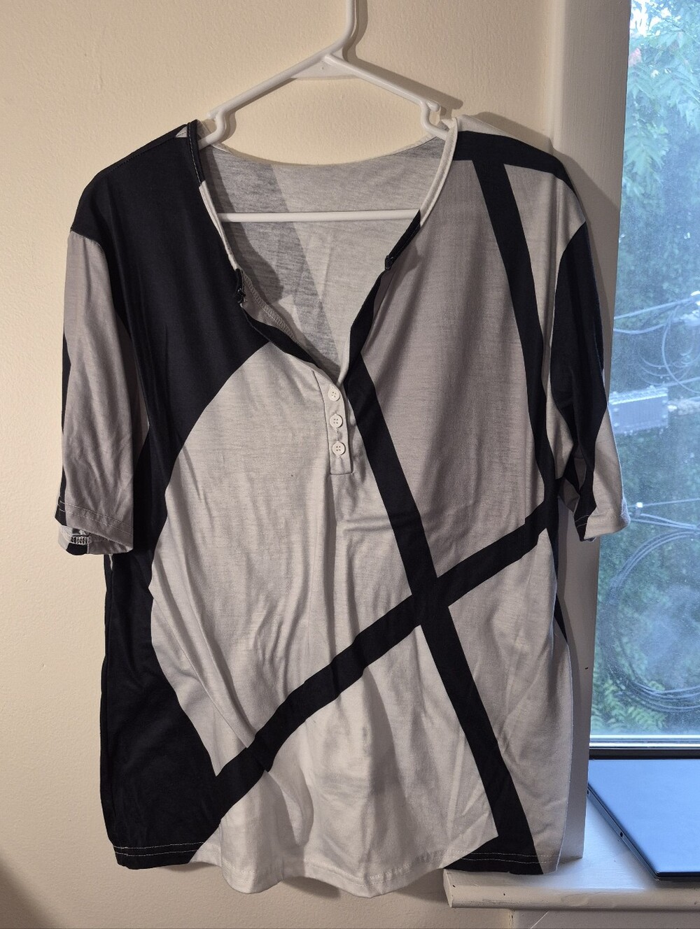 Black & White Geometric Short-Sleeve Henley Shirt